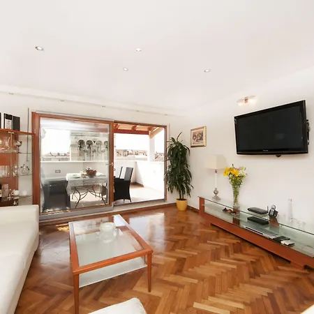 Apartment Penthouse Matkovic *