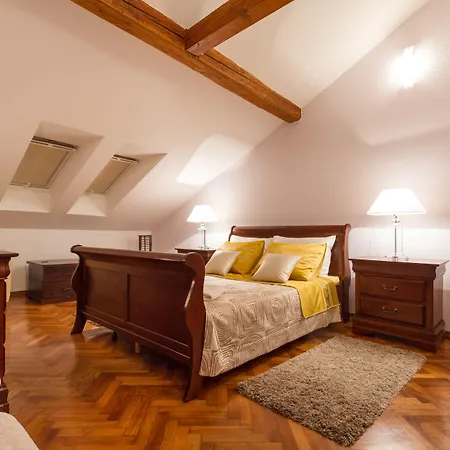 Apartamento Penthouse Matkovic *