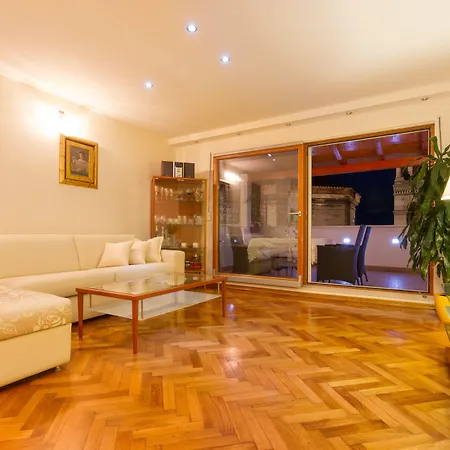 Penthouse Matkovic Lägenhet *
